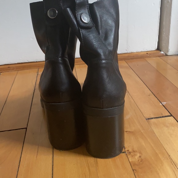 Zara leather zip up heeled boots - Picture 4 of 5